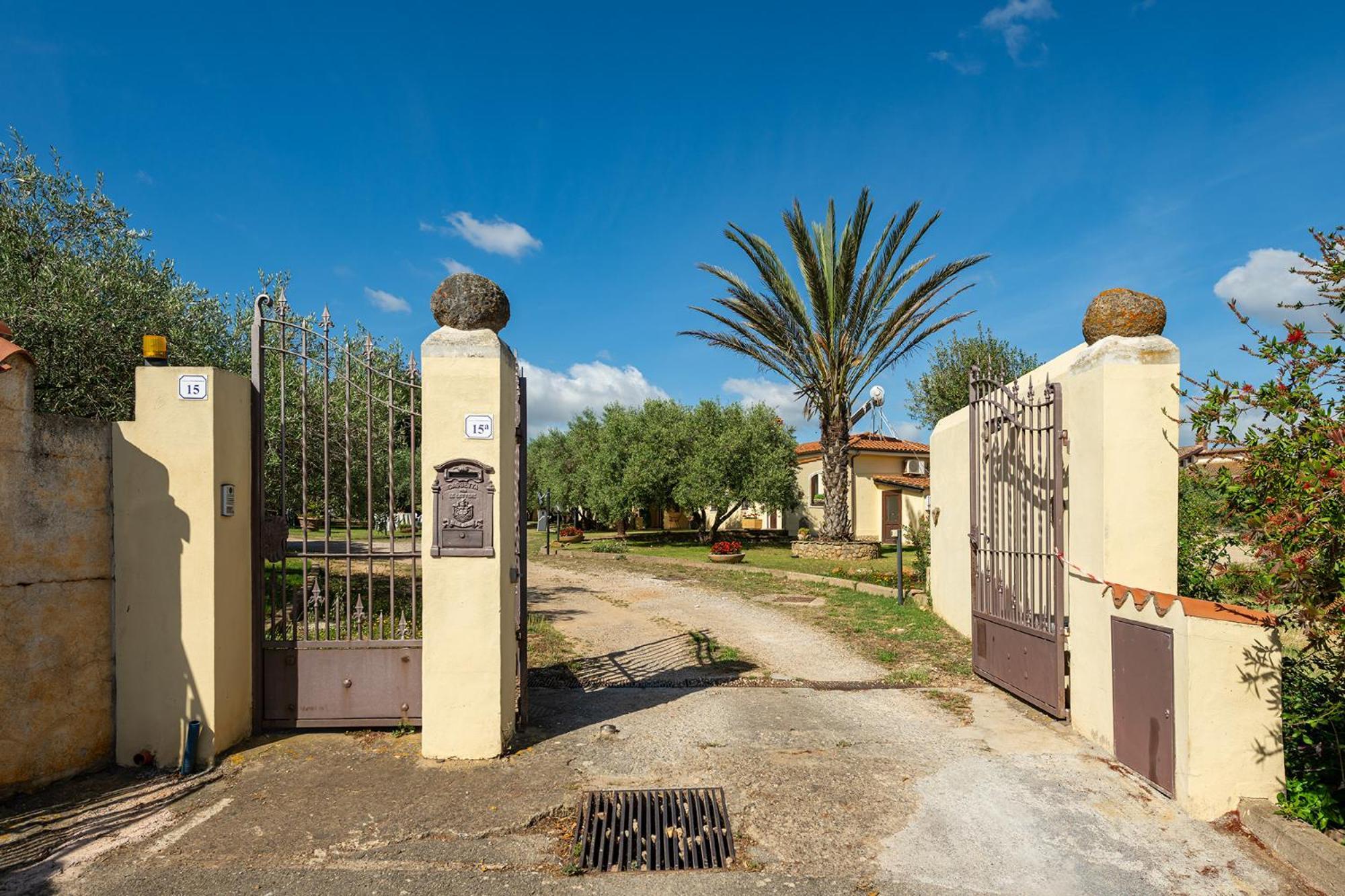 Residenza Parco Degli Ulivi Villa Villamassargia Dış mekan fotoğraf